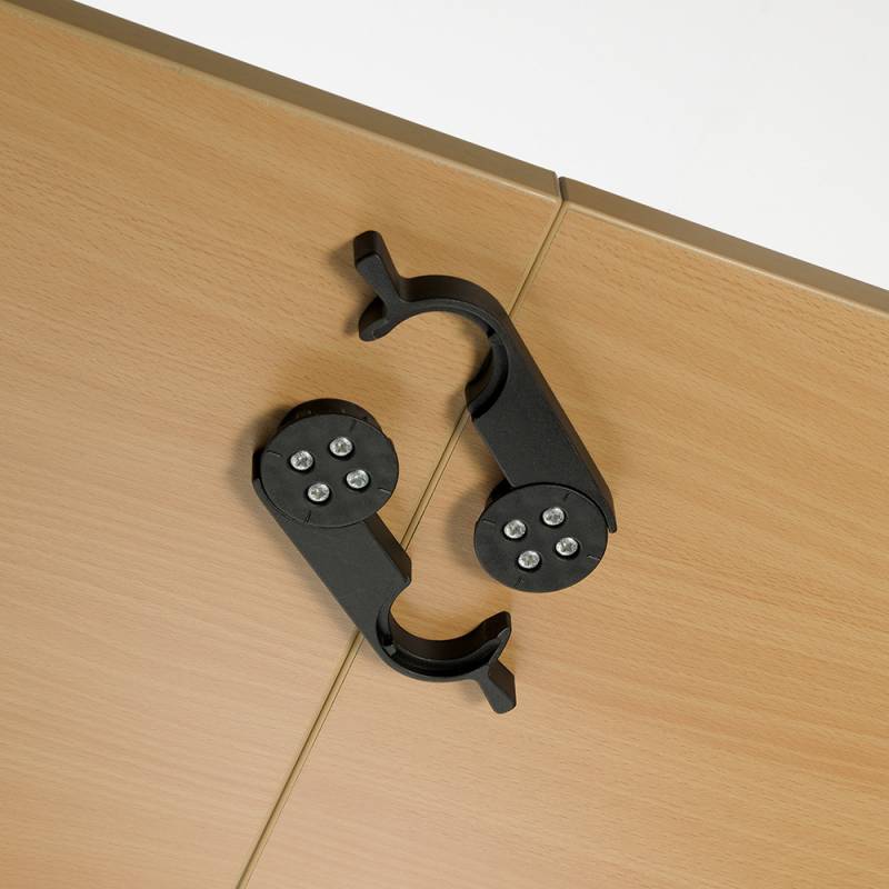 Connecteur pour jonction de plateaux de table